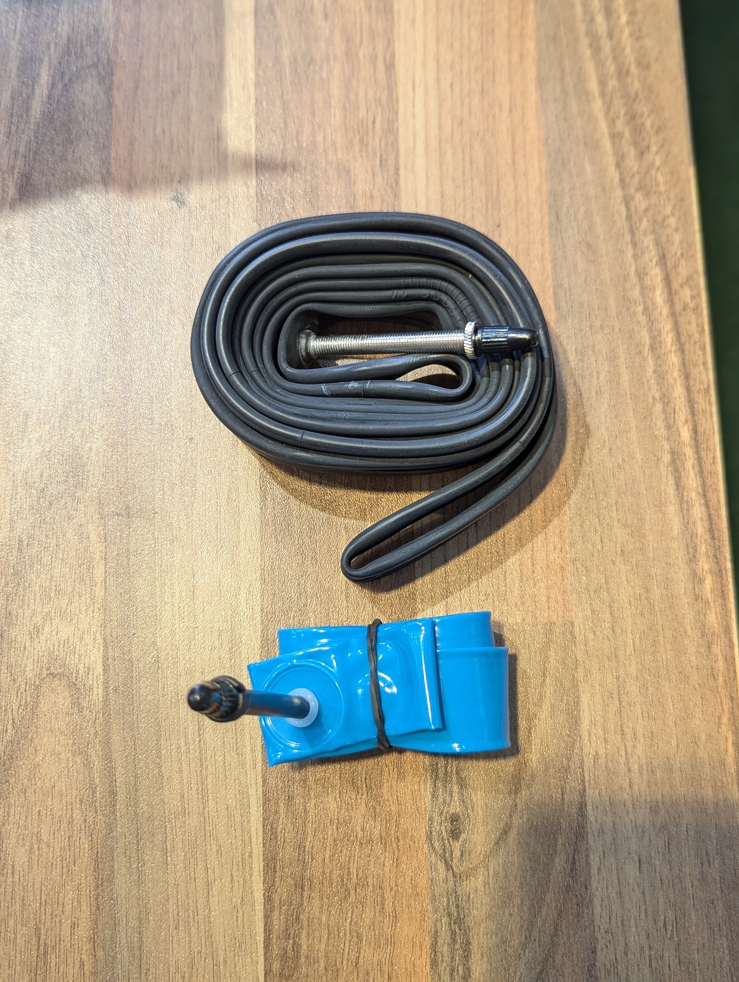 TPU slange 700x18-28 65mm