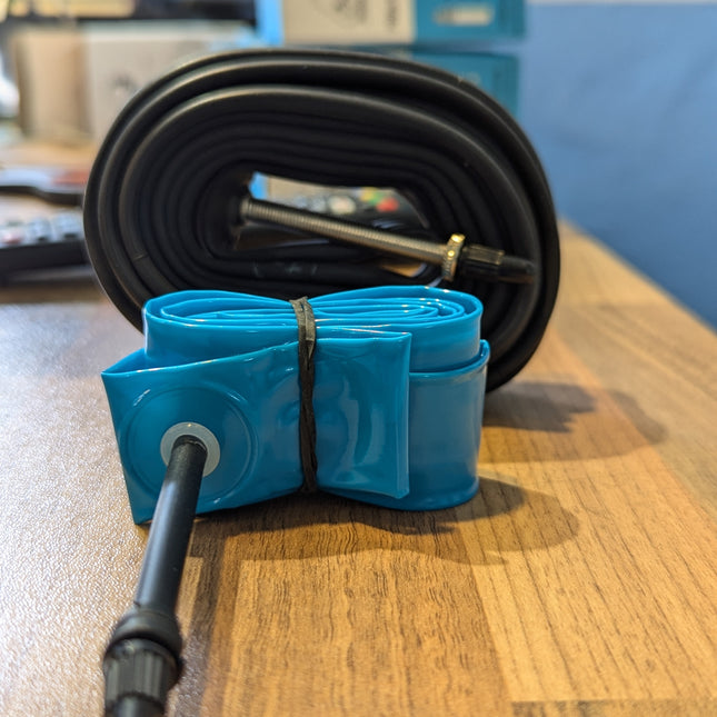 TPU slange 700x18-28 65mm