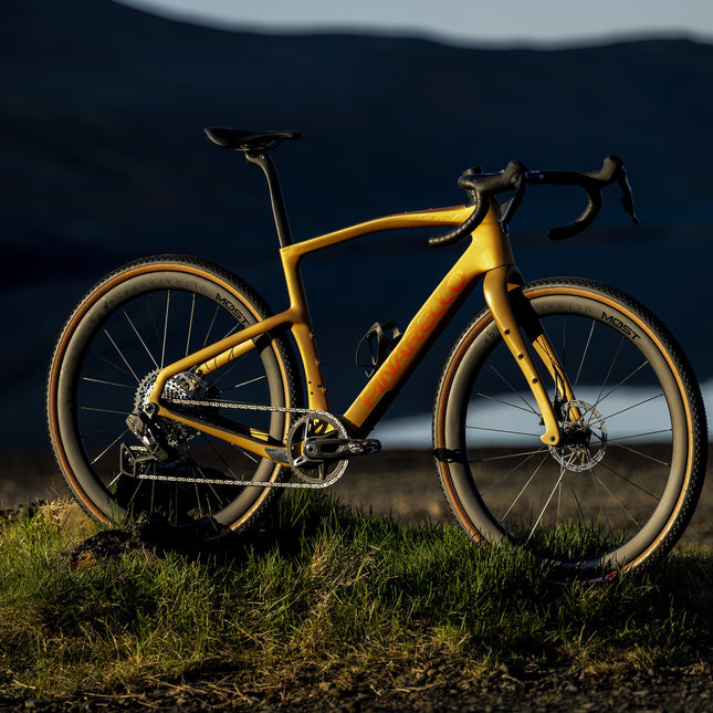 Pinarello New Grevil F5 Rival XPLR AXS